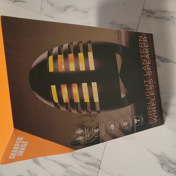 Wireless Bluetooth firelight lantern - Picture 2 of 3